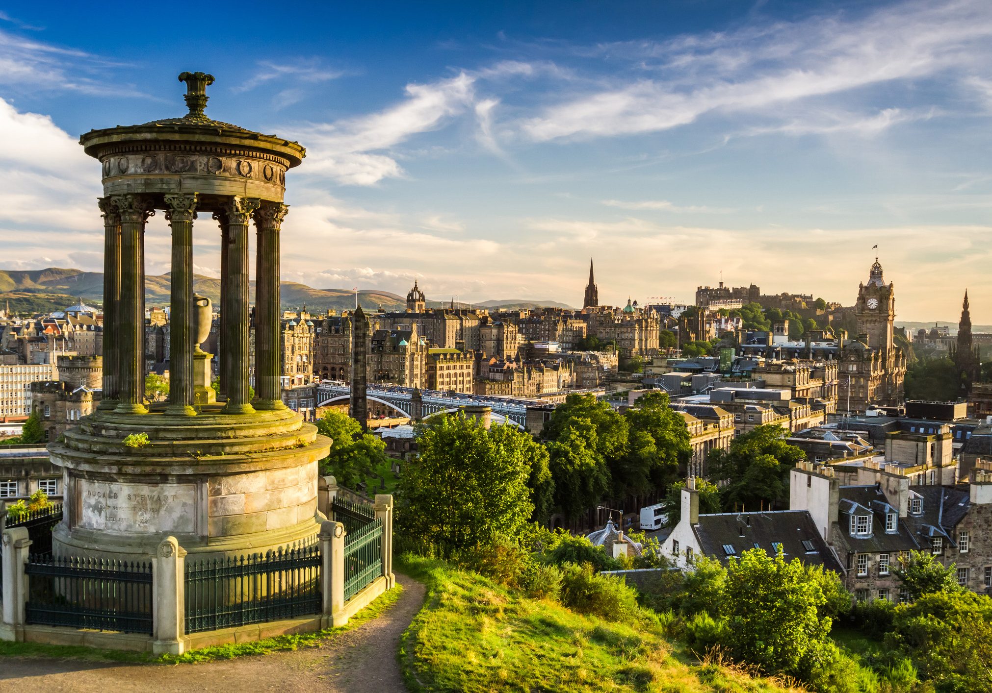 Beautiful view of the city of Edinburgh.